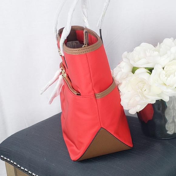 MIchael Kors Kempton Sangria Pocket Tote - Picture 3 of 8